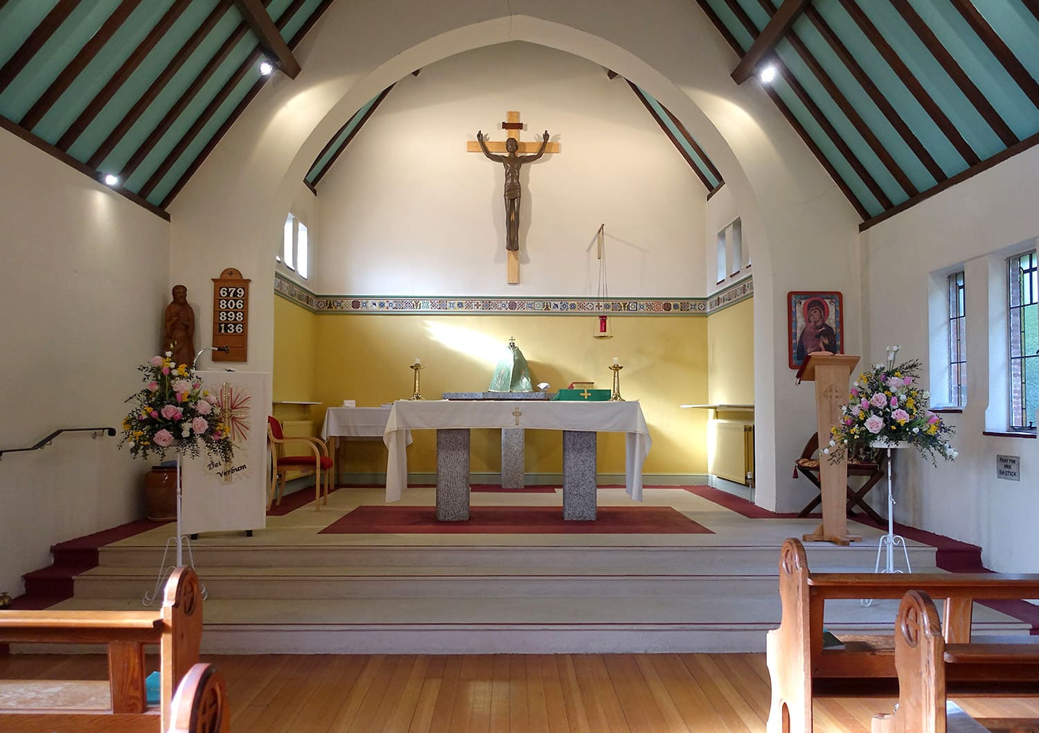 Holy Cross Catholic Church